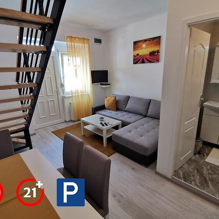 Ris Central Apartments Novi Sad Exterior foto