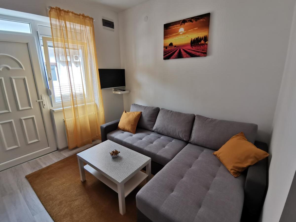 Ris Central Apartments Novi Sad Exterior foto